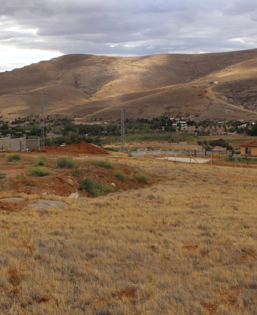Kırşehir Villalar Bölgesi Şehir Manzaralı Arsa
